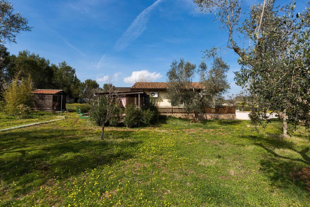 Il Posto Delle Fragole Villa Scorrano  Exterior photo
