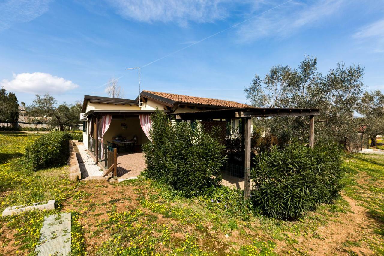 Il Posto Delle Fragole Villa Scorrano  Exterior photo