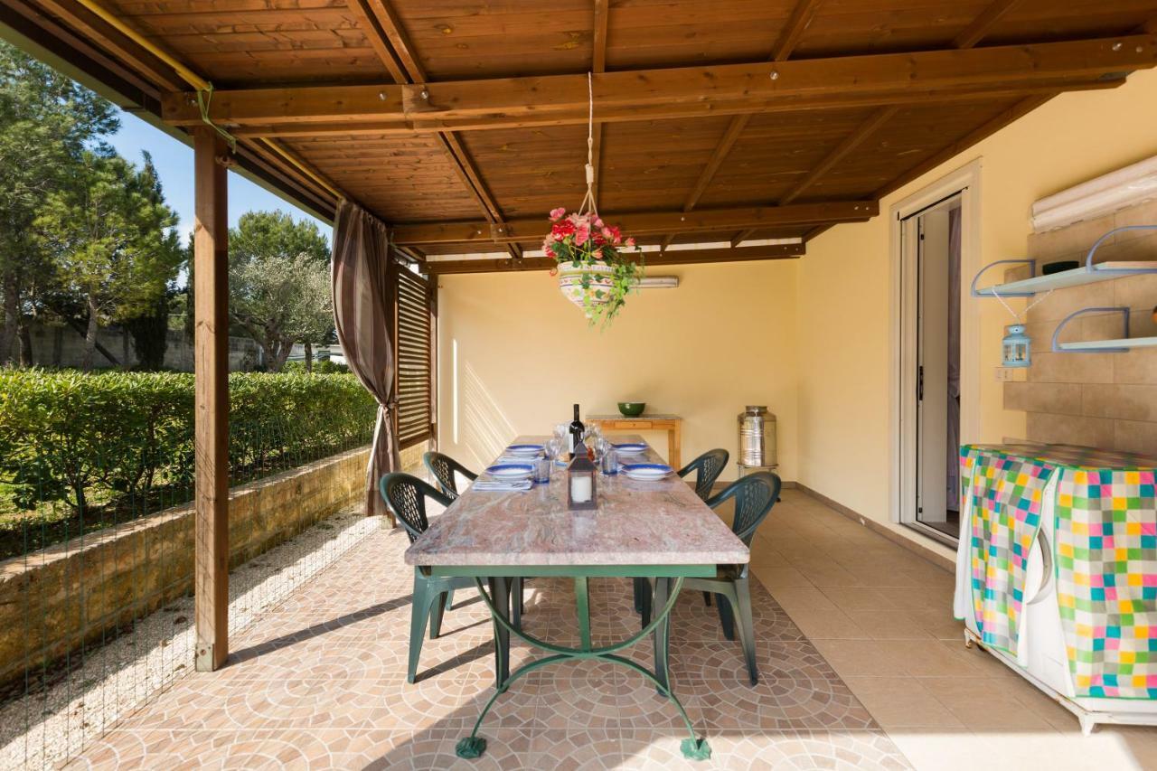 Il Posto Delle Fragole Villa Scorrano  Exterior photo