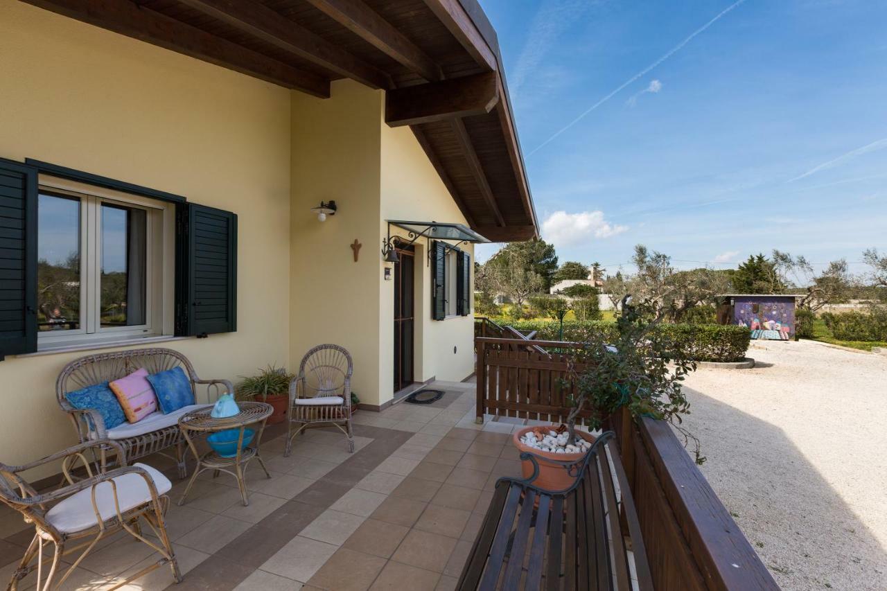 Il Posto Delle Fragole Villa Scorrano  Exterior photo